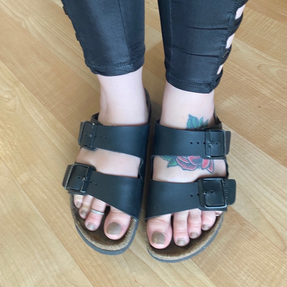 Size 8 black Birkenstock’s